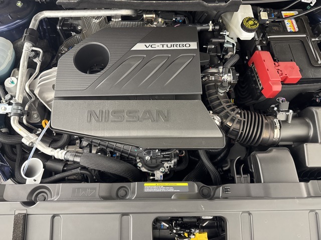 Vehicle image 25 of 28