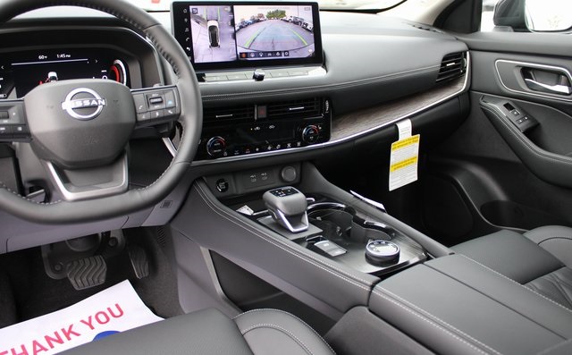 Vehicle image 11 of 19