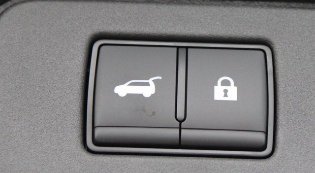 Vehicle image 19 of 19