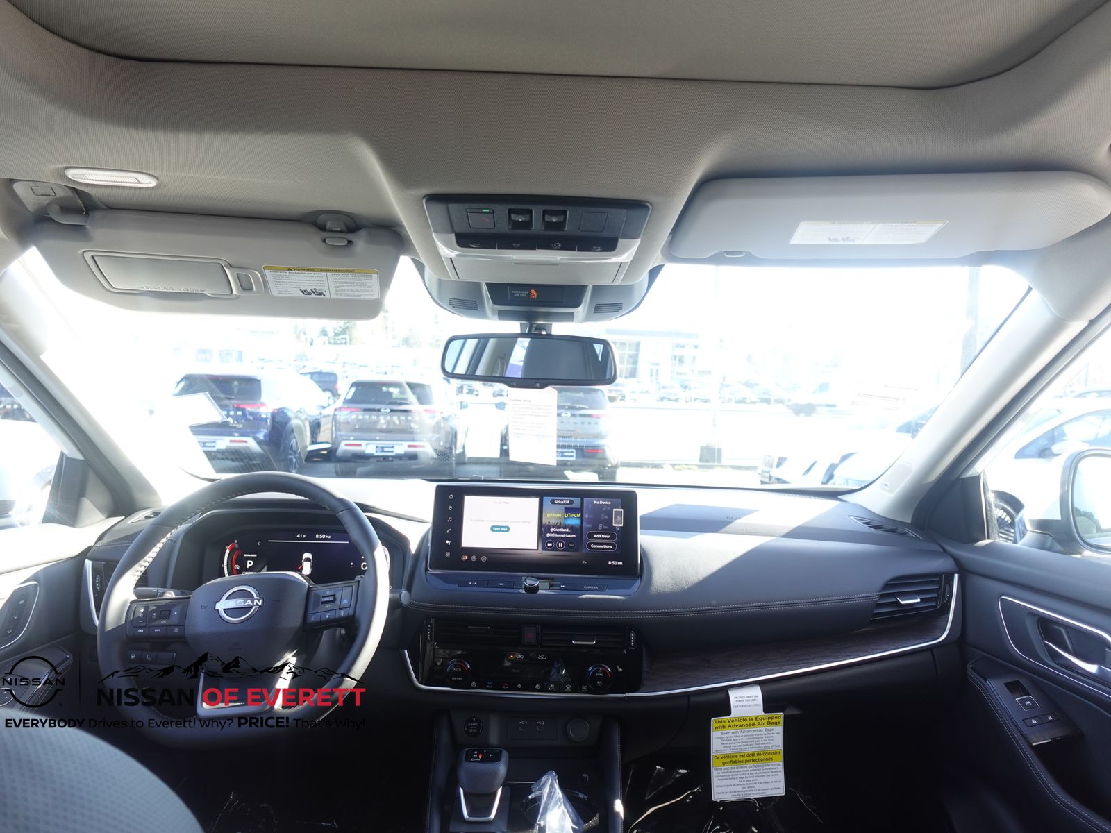 Vehicle image 11 of 21