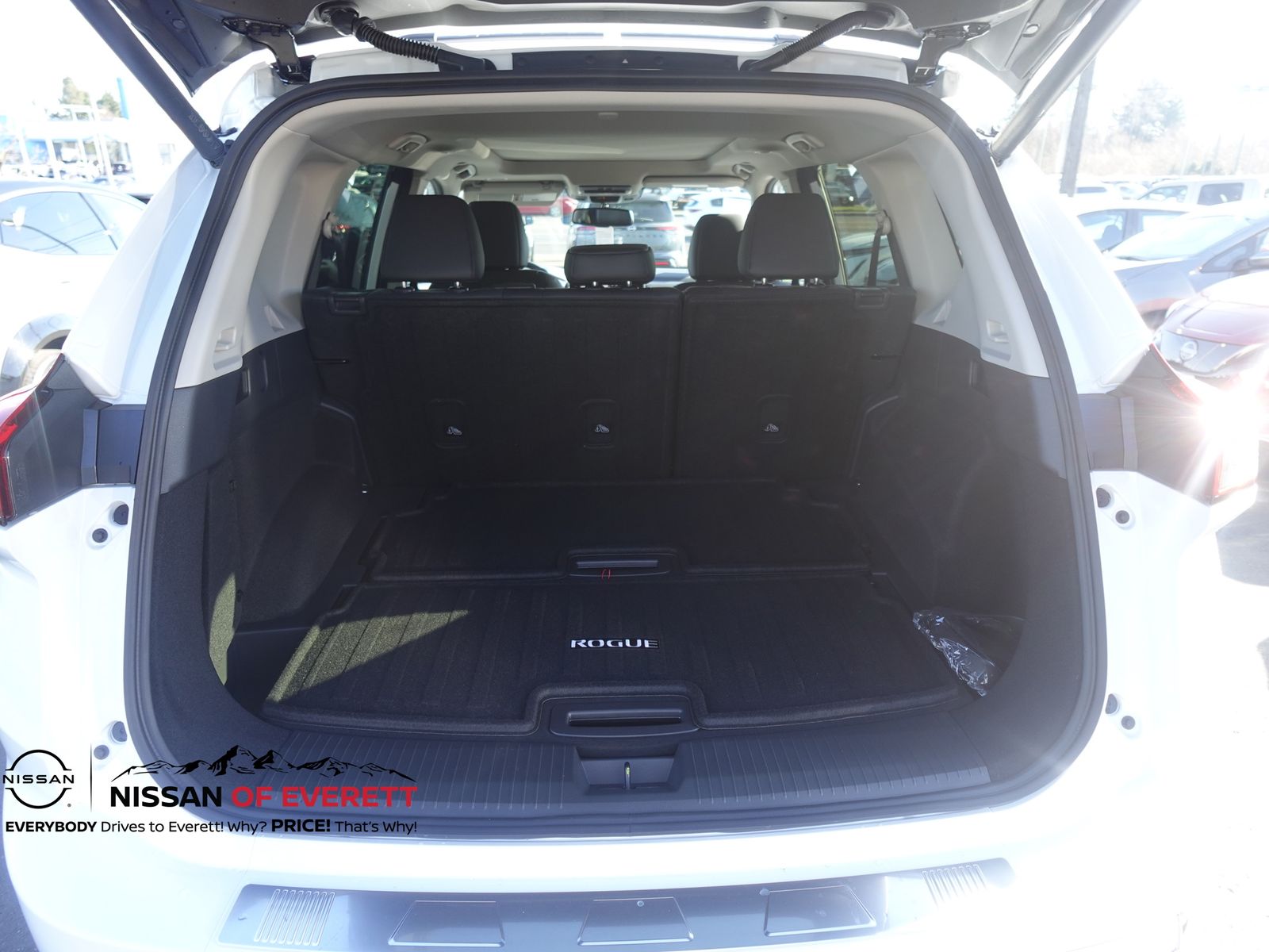 Vehicle image 6 of 21