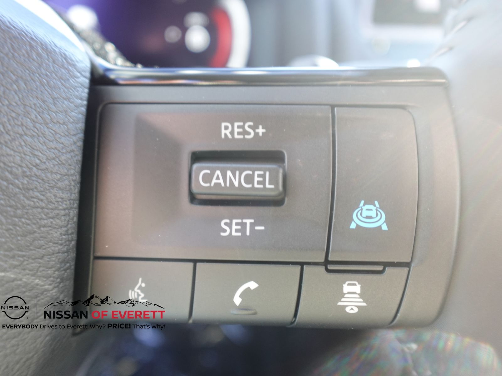Vehicle image 17 of 21