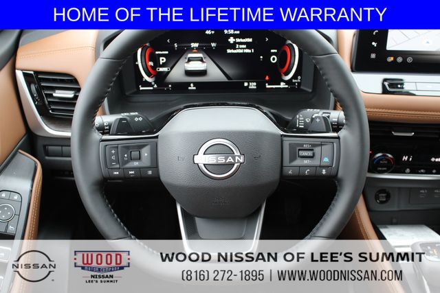 Vehicle image 12 of 40