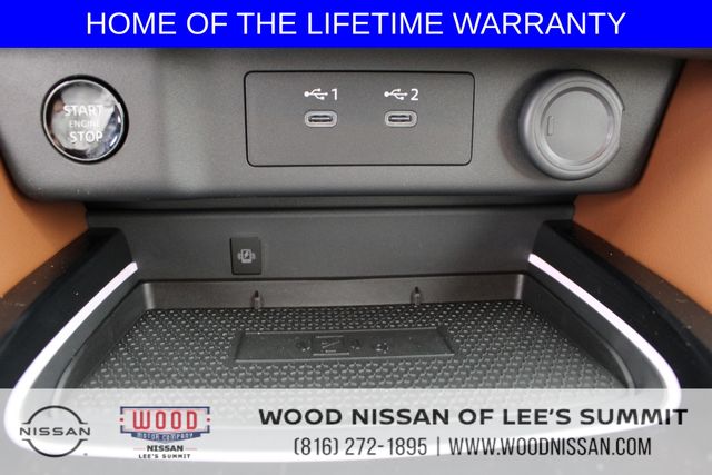 Vehicle image 36 of 40