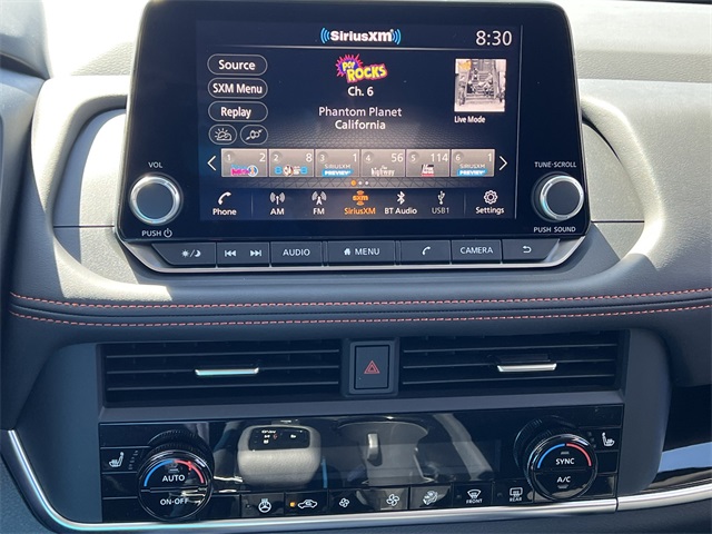 Vehicle image 19 of 28