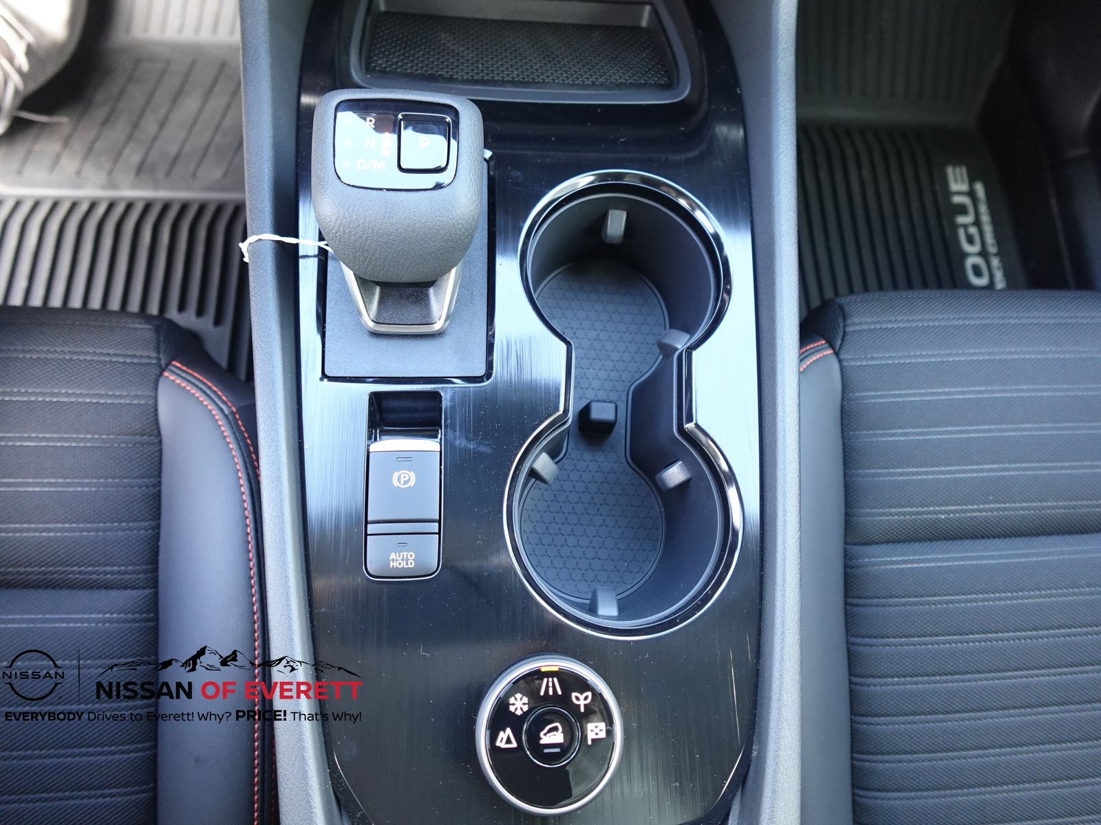 Vehicle image 21 of 23