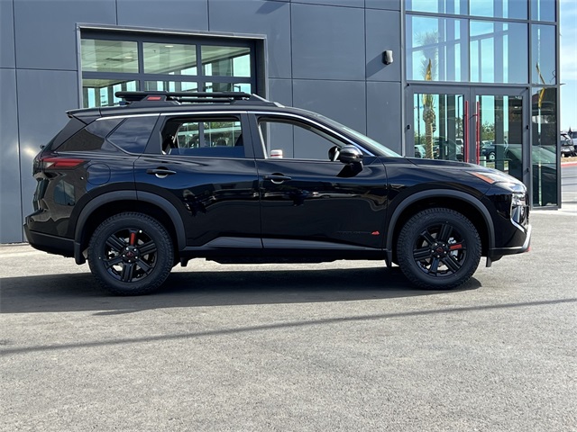 Vehicle image 4 of 28
