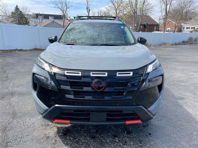 Vehicle image 16 of 31