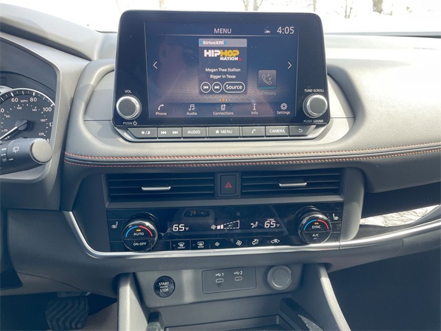 Vehicle image 27 of 31