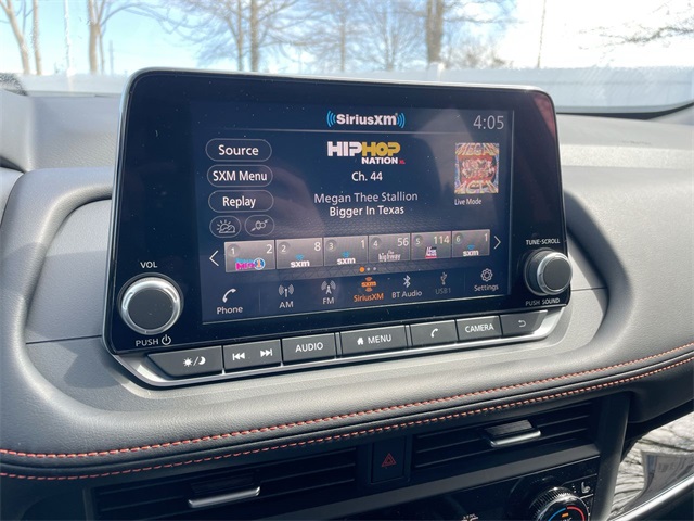 Vehicle image 23 of 31