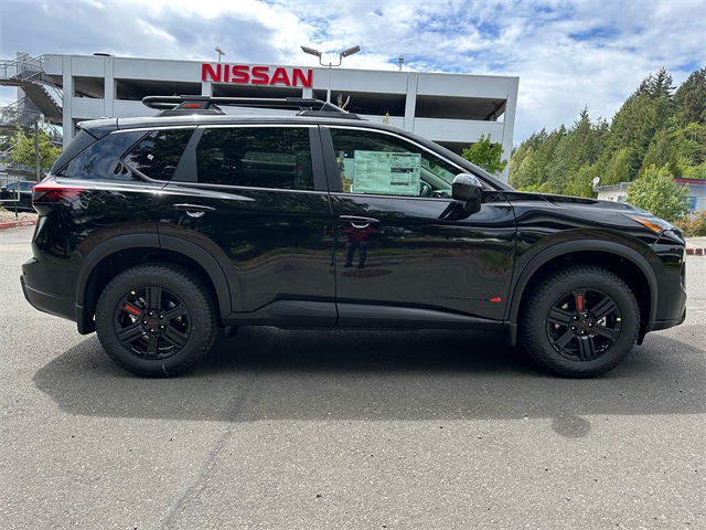 Vehicle image 4 of 21