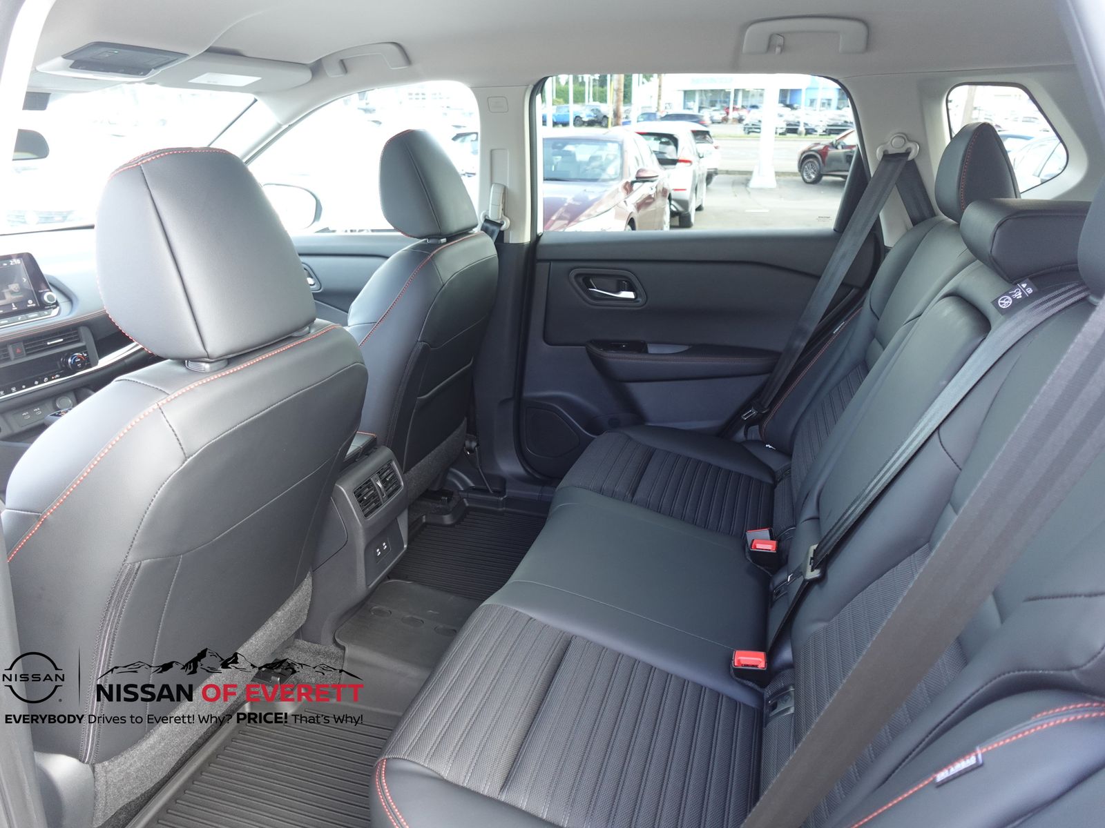 Vehicle image 22 of 23