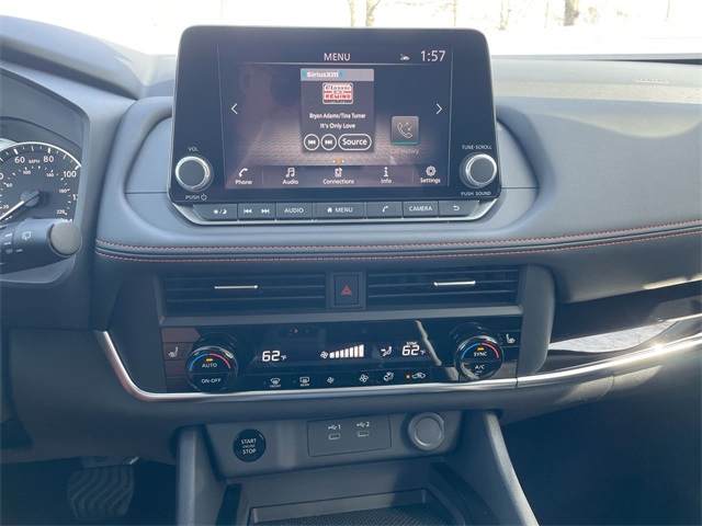 Vehicle image 27 of 31