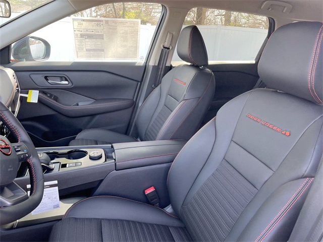 Vehicle image 18 of 31