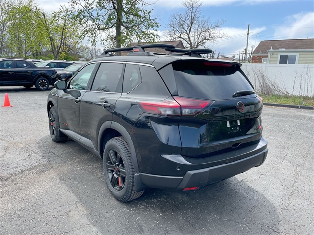 Vehicle image 13 of 31