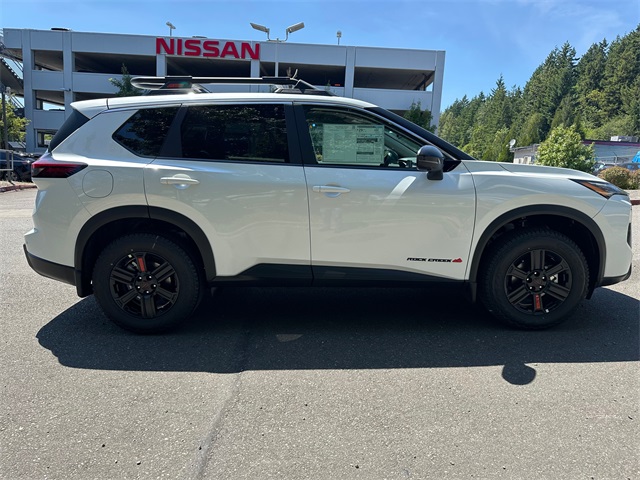 Vehicle image 4 of 22