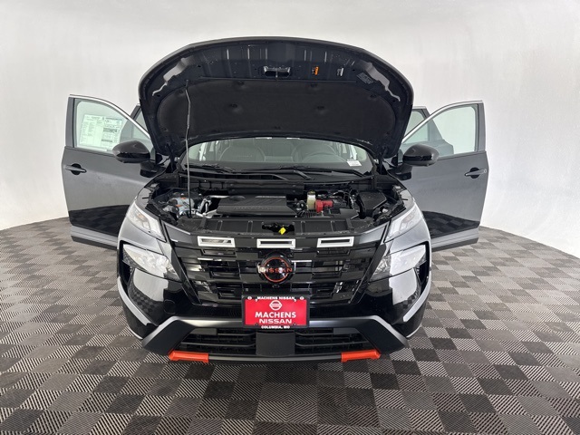 Vehicle image 15 of 27