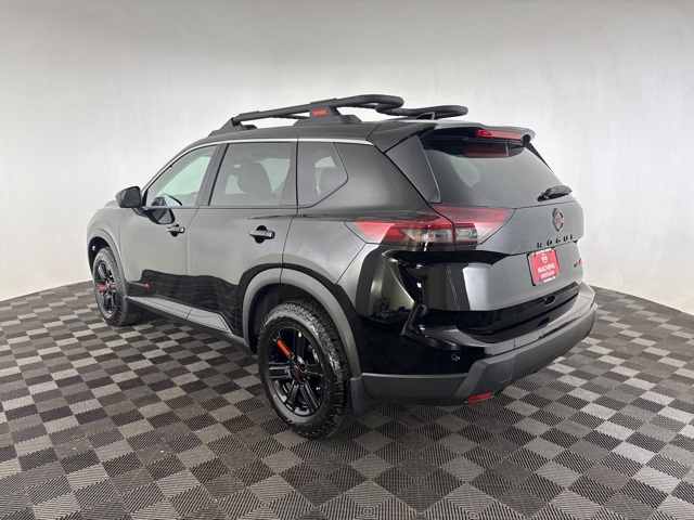 Vehicle image 8 of 27