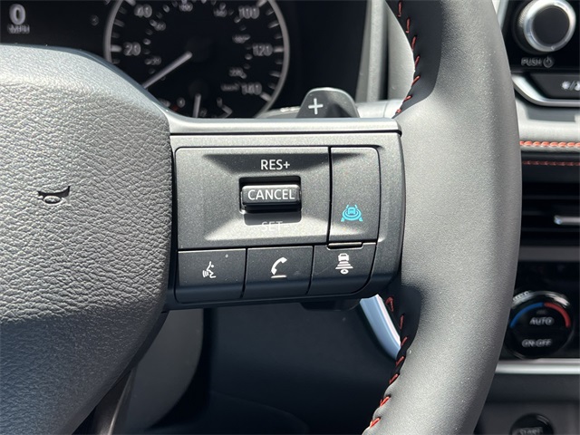 Vehicle image 16 of 28