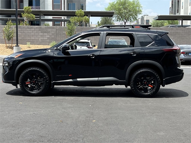 Vehicle image 8 of 28
