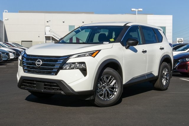 Vehicle image 5 of 44