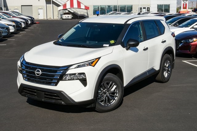 Vehicle image 2 of 44