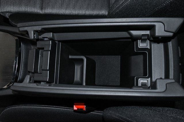 Vehicle image 42 of 44