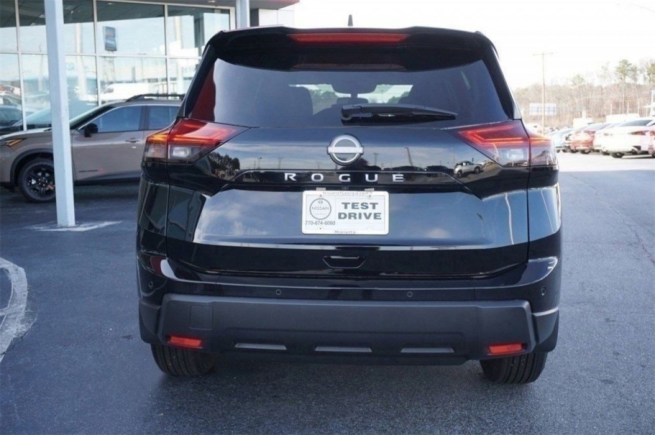 Vehicle image 6 of 51
