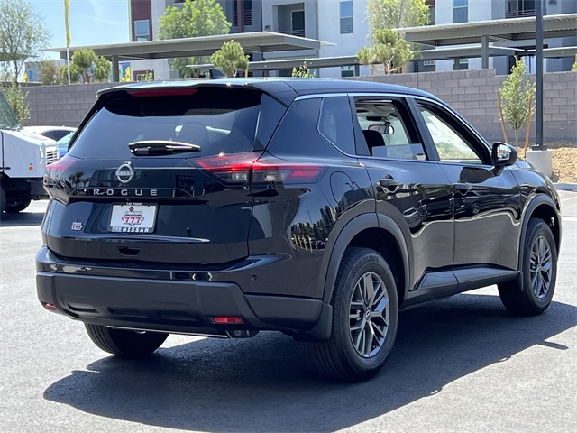 Vehicle image 5 of 28