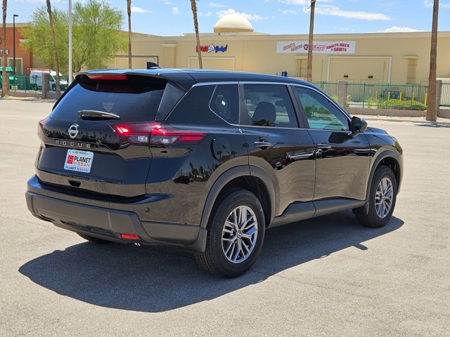 Vehicle image 3 of 7