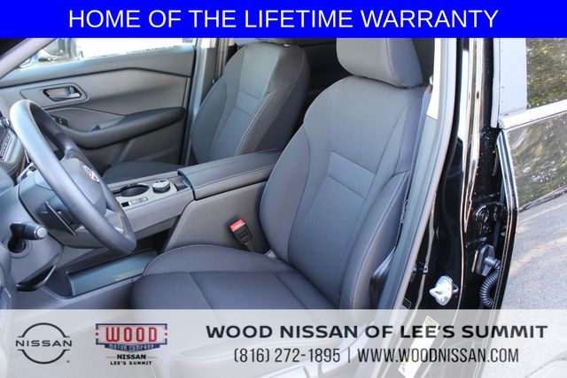 Vehicle image 15 of 32
