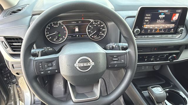 Vehicle image 18 of 30