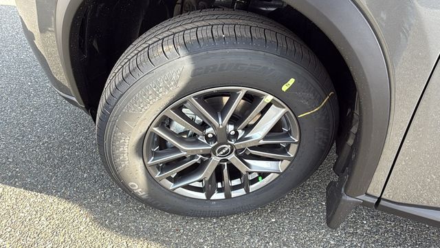 Vehicle image 9 of 30