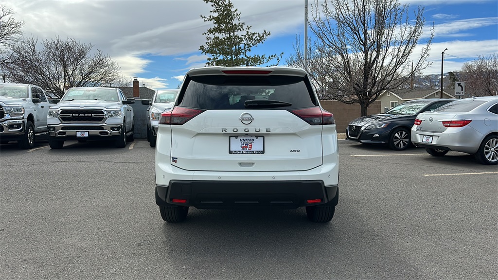 Vehicle image 6 of 30