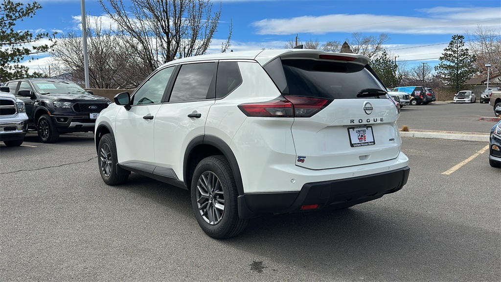 Vehicle image 7 of 30