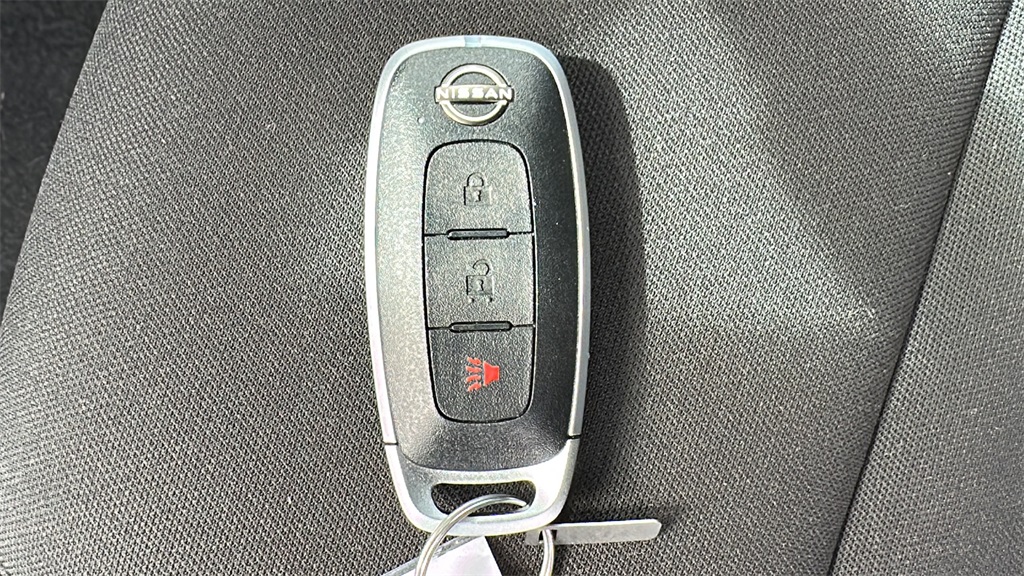 Vehicle image 29 of 30