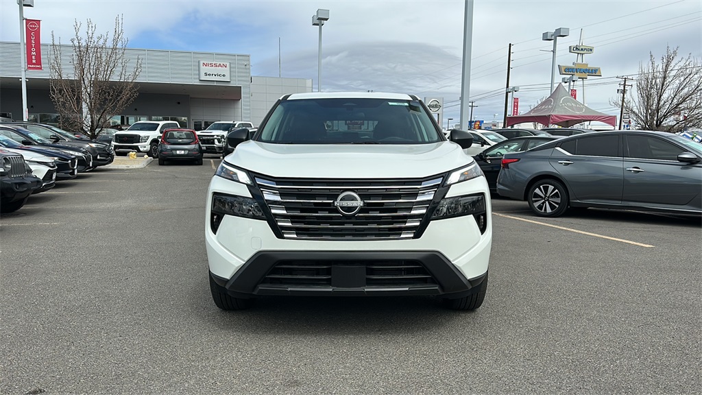 Vehicle image 2 of 30