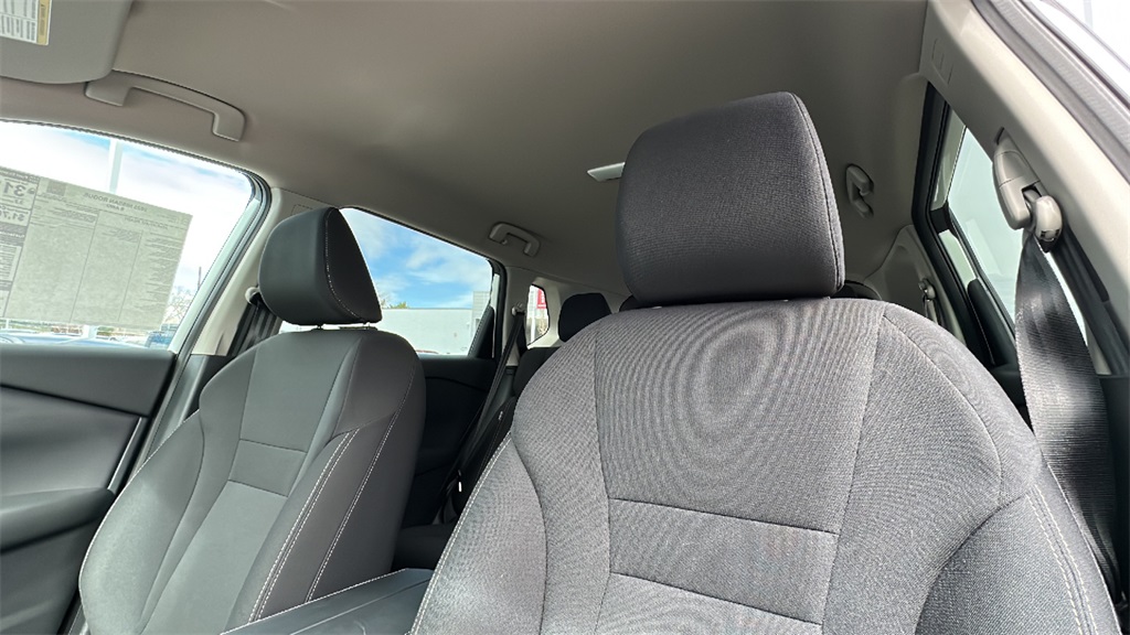 Vehicle image 11 of 30
