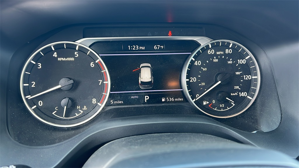 Vehicle image 21 of 30