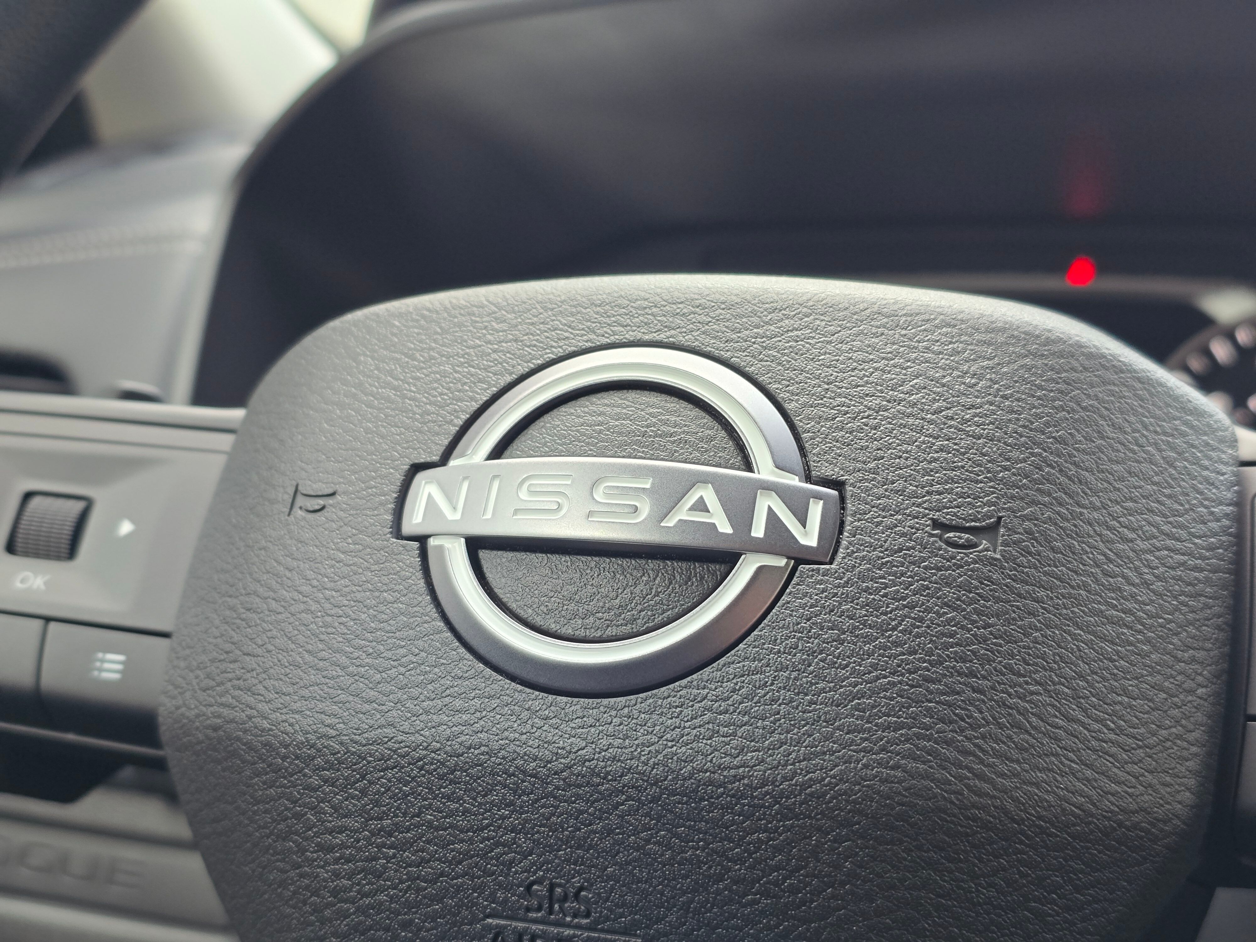 Vehicle image 23 of 24