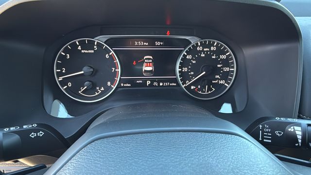 Vehicle image 32 of 35