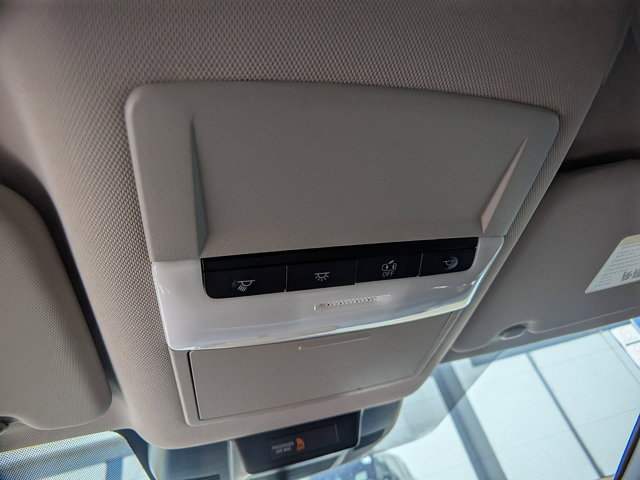 Vehicle image 22 of 27