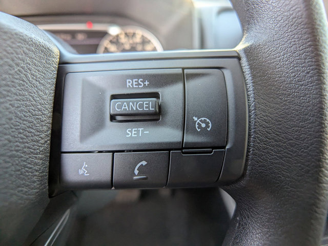 Vehicle image 23 of 27