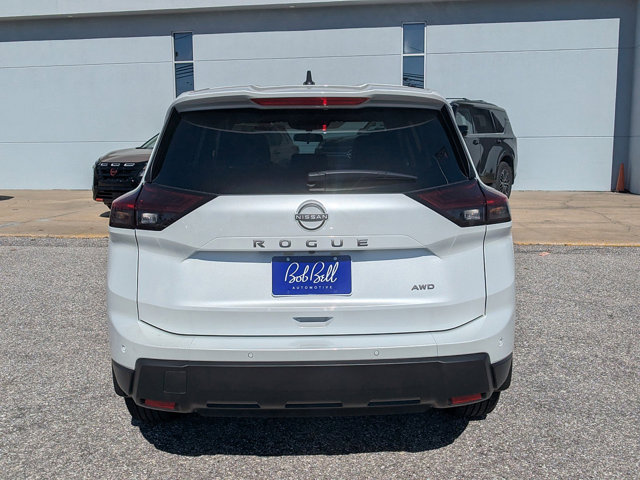 Vehicle image 4 of 27