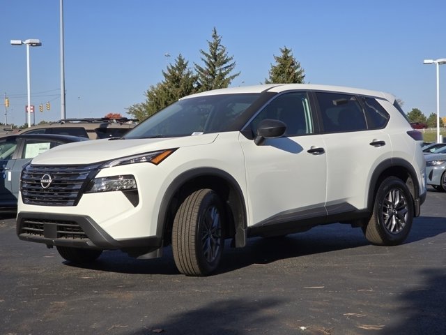 Vehicle image 13 of 32