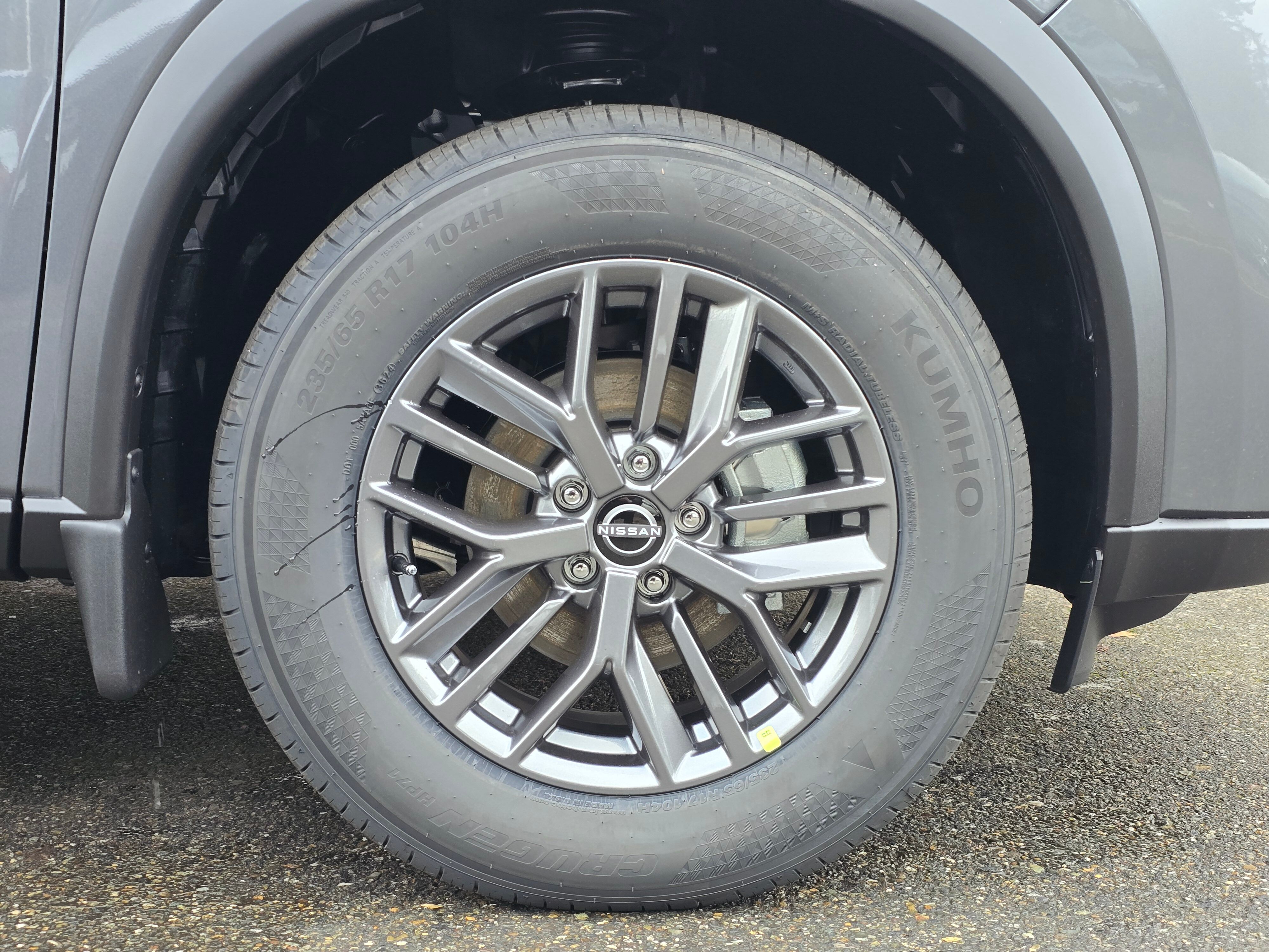 Vehicle image 7 of 24