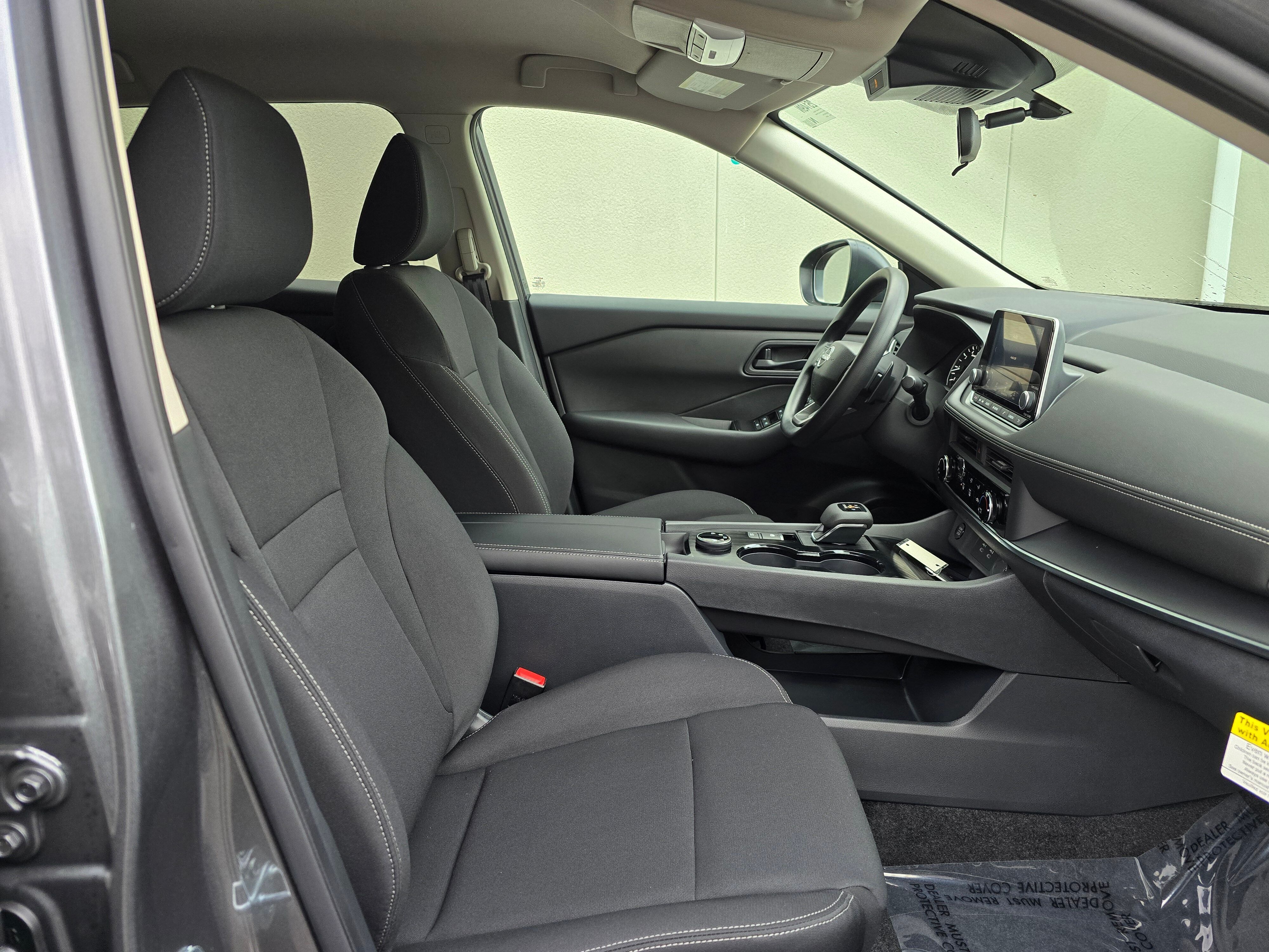 Vehicle image 8 of 24