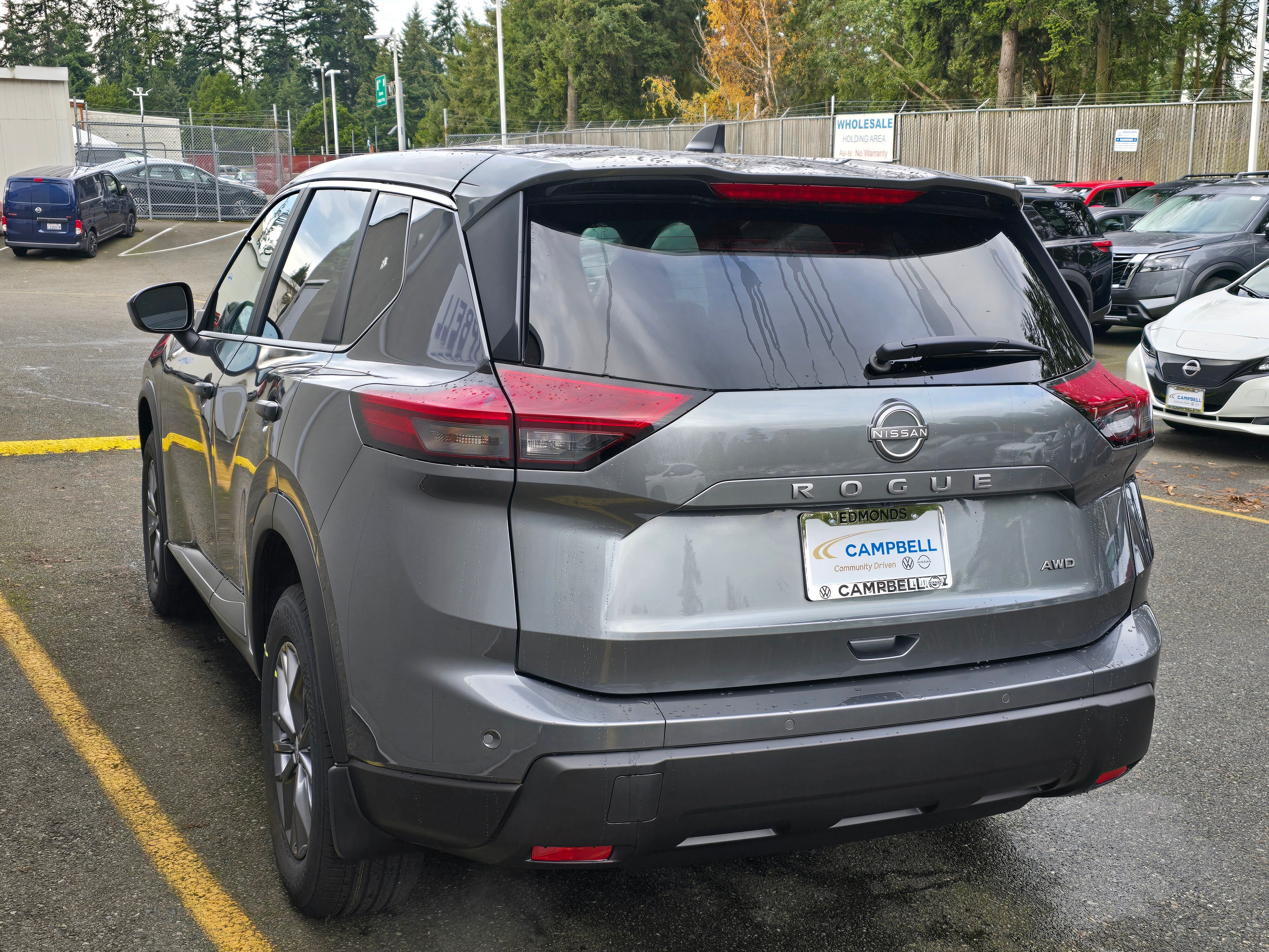 Vehicle image 6 of 24
