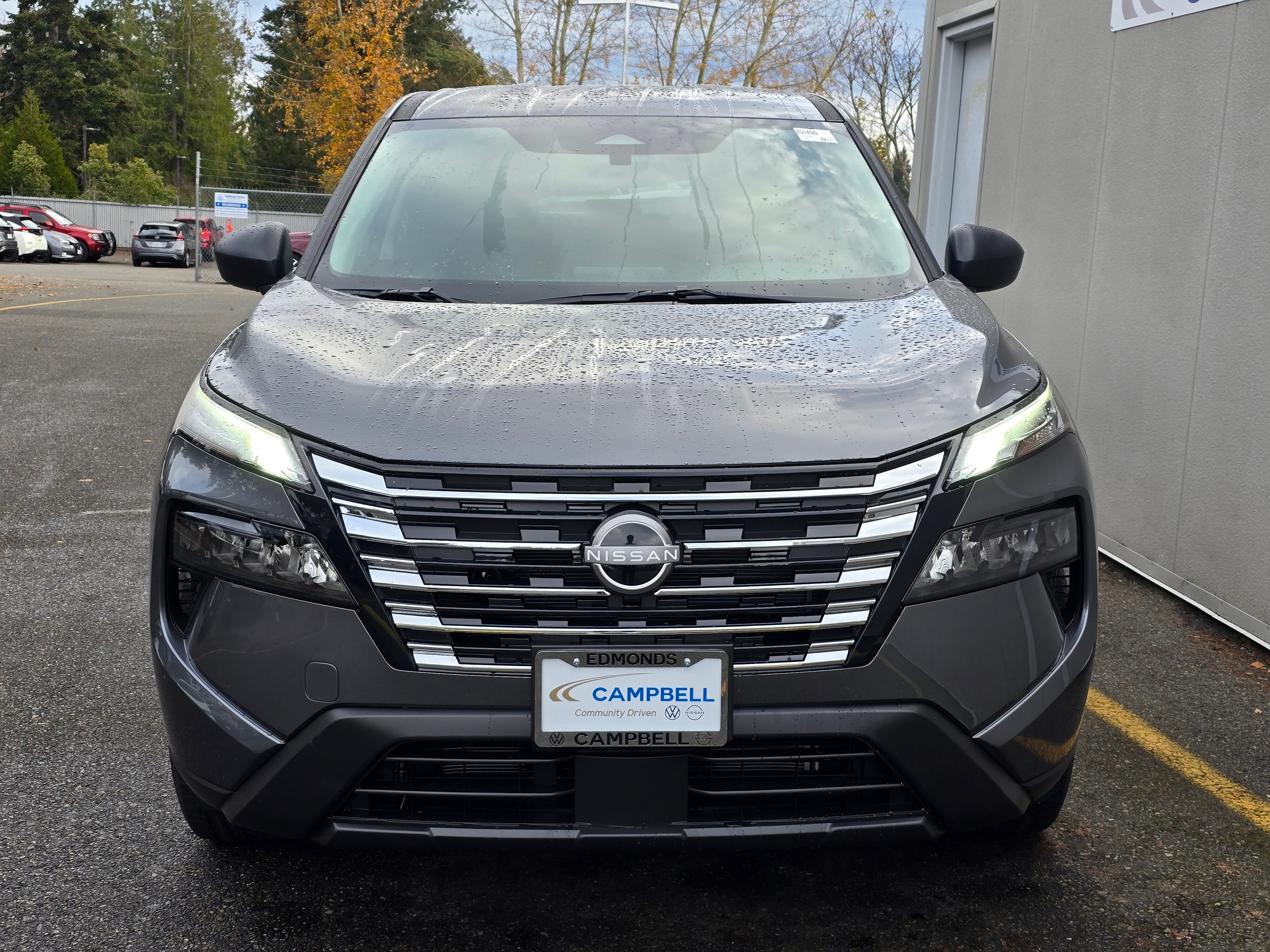 Vehicle image 2 of 24