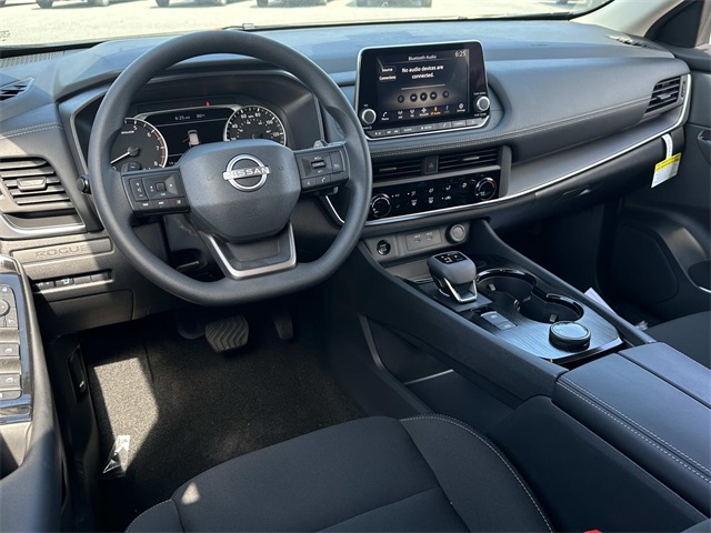 Vehicle image 10 of 18